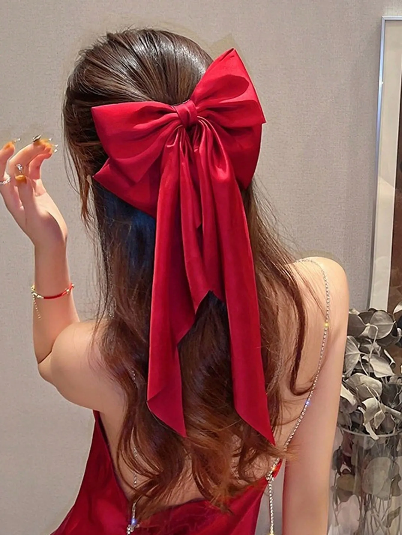 2pcs Oversized Bowknot Matte Satin Hair Clips