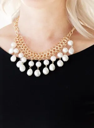 5th Avenue Fleek - Gold Necklace - Paparazzi Accessories