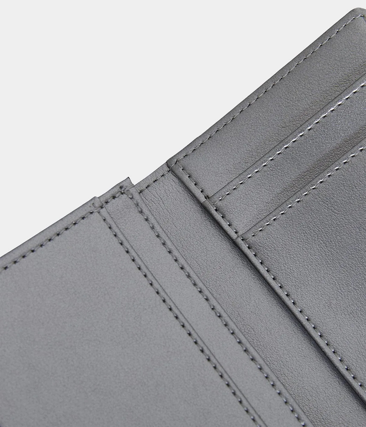 Apple Skin Vegan Leather Coin Purse | Silver