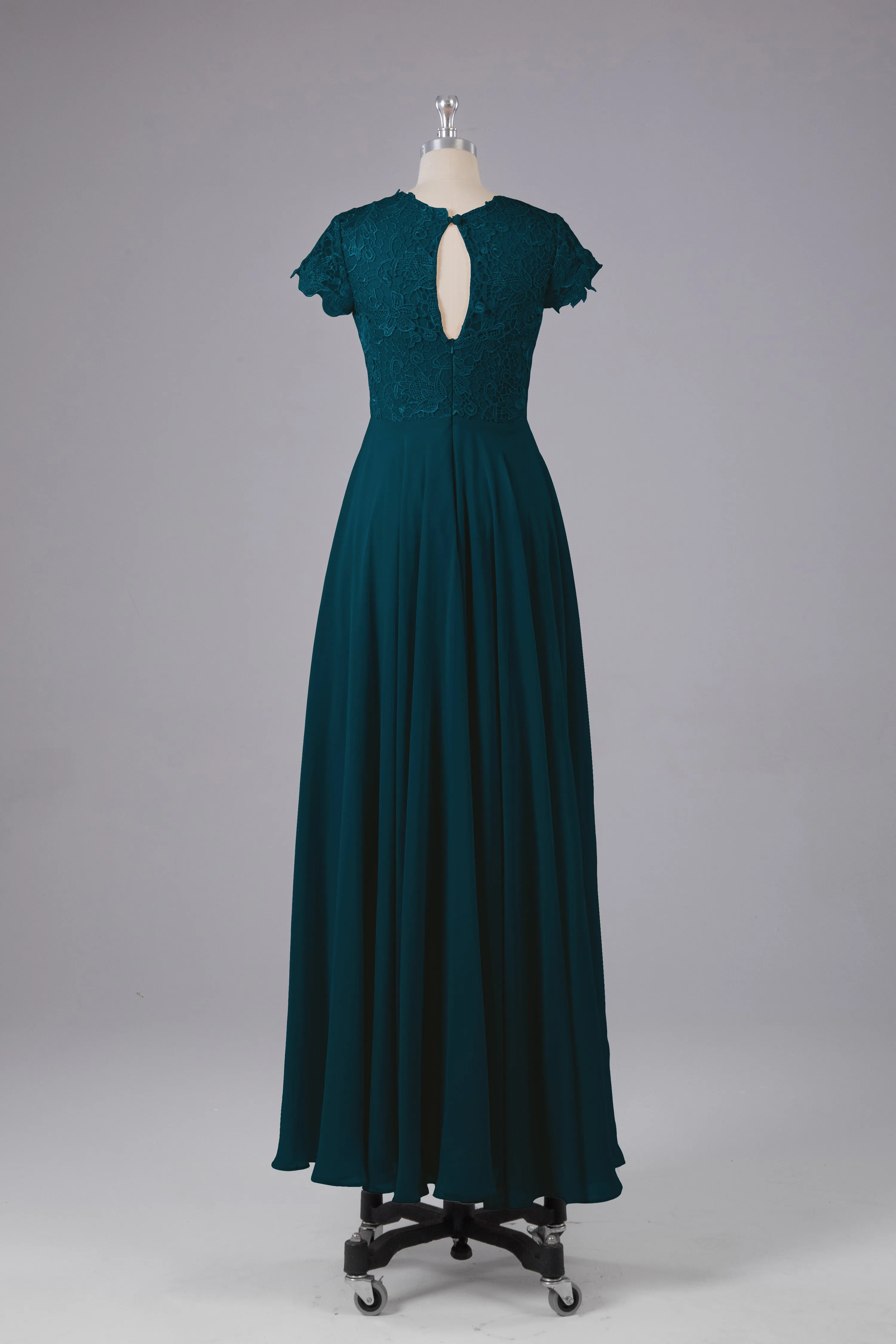 Beautiful A-Line Cap Sleeves Long Bridesmaid Dresses With Pockets