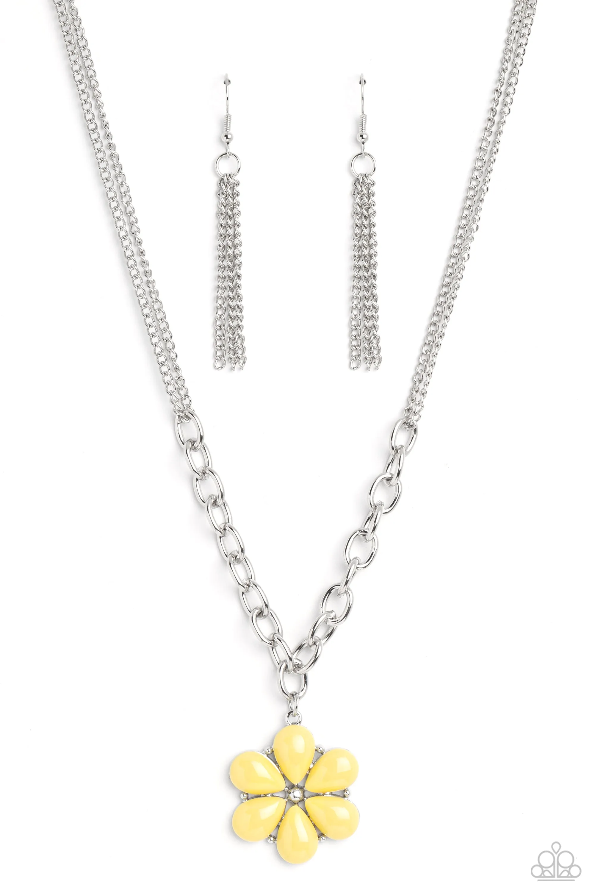 Dazzling Dahlia - Paparazzi Accessories