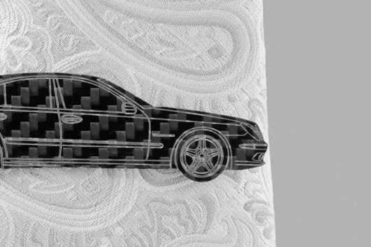 E55 (W211) - Carbon fiber tie clip