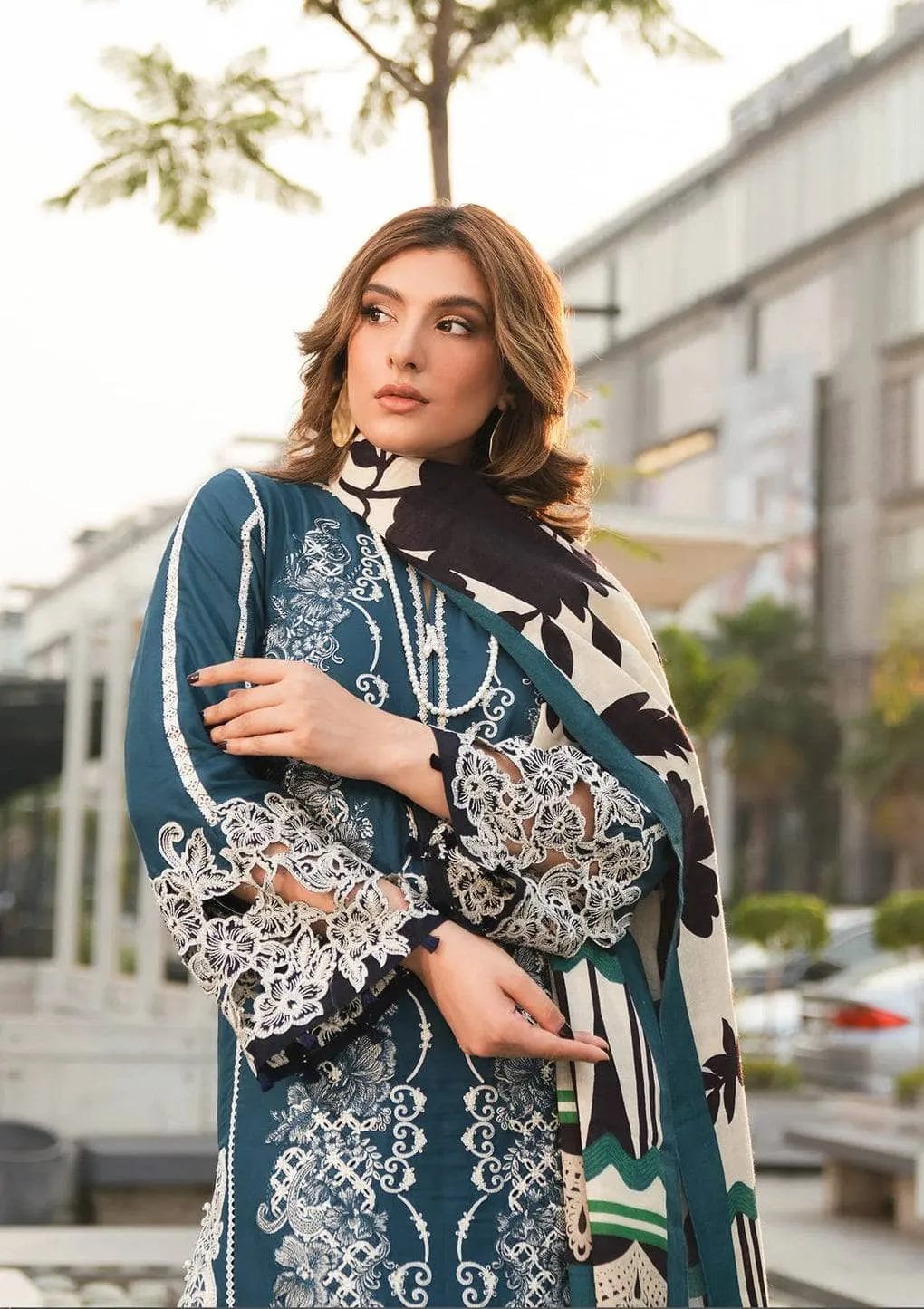 Elaf Pashmina/EPW-1B Heartfelt Whisper