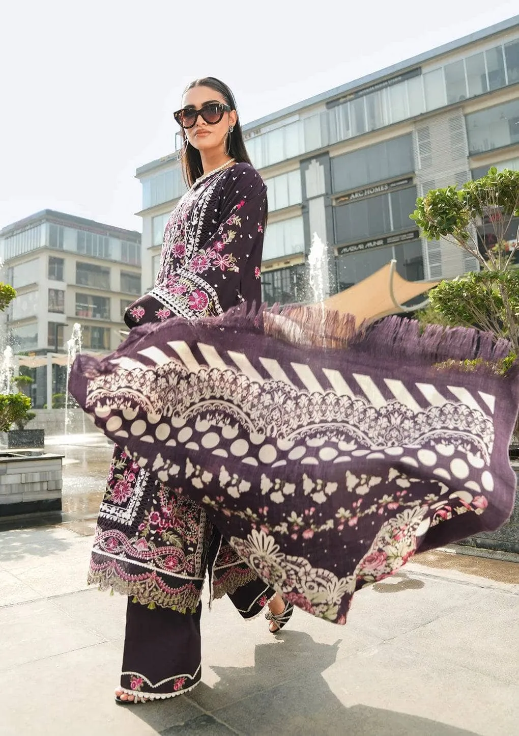 Elaf Pashmina/EPW-8A Warm Embrace