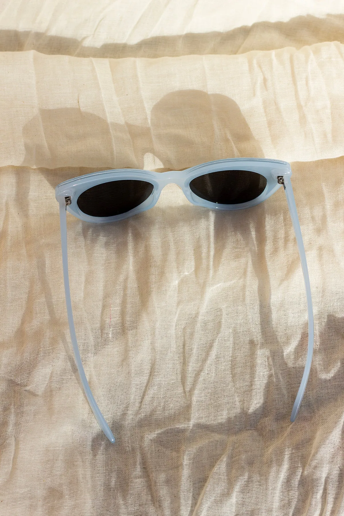 Exaggerated Front Lens Cat Eye Sunglasses