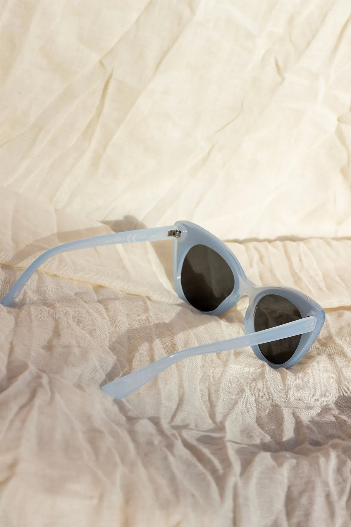 Exaggerated Front Lens Cat Eye Sunglasses