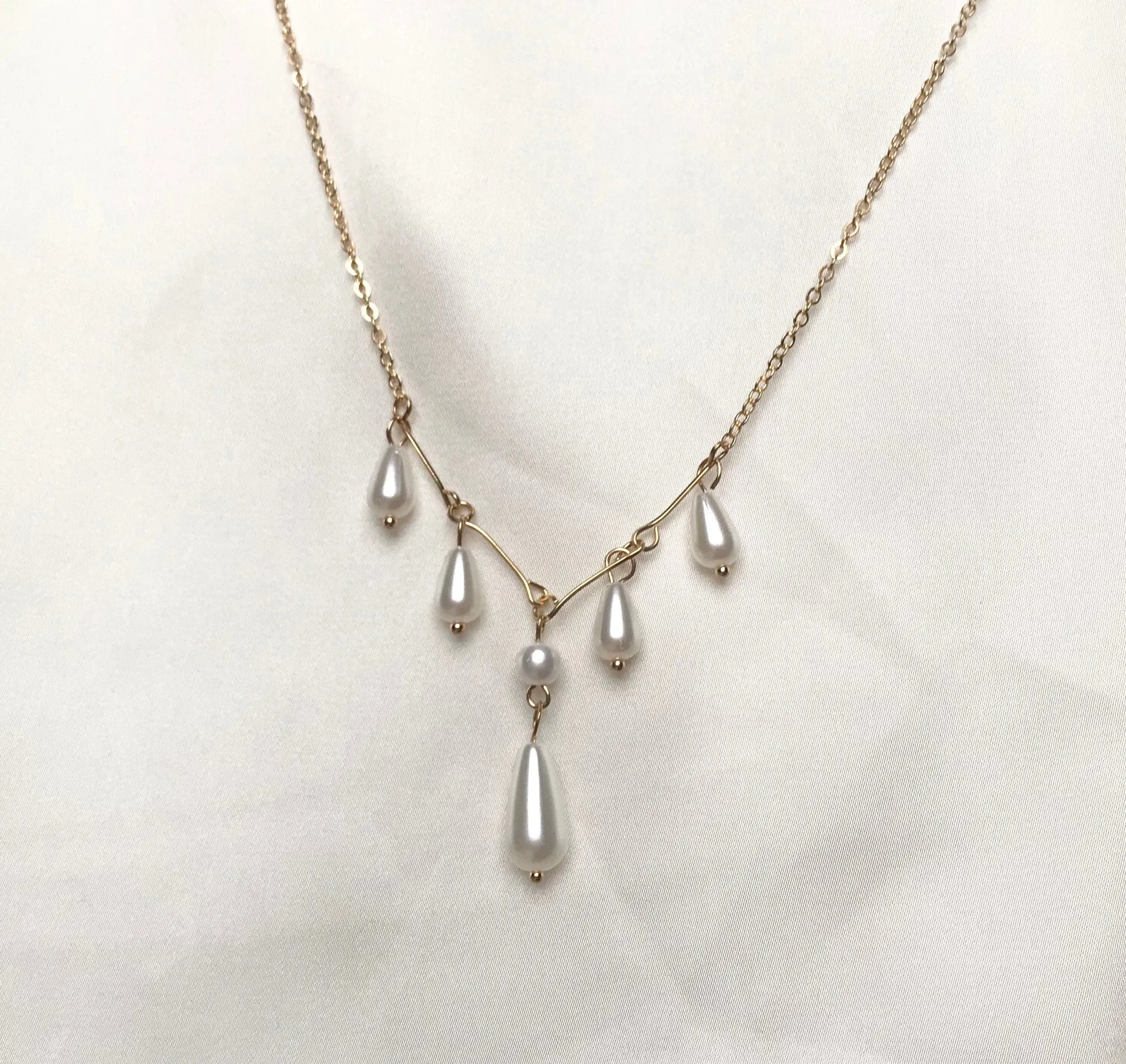 Faux Pearl Necklace - Pearl Jewellery, Accessories, Classic Necklace, Bead Necklace, Classy Necklace, Cute Necklace, Fashion Jewellery