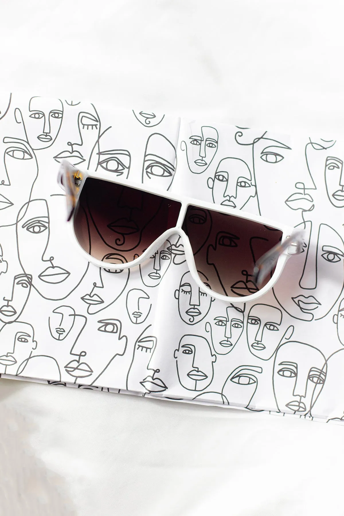 Flat Top Full Lens Sunglasses