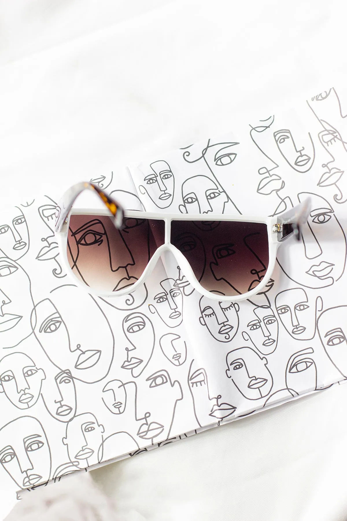 Flat Top Full Lens Sunglasses