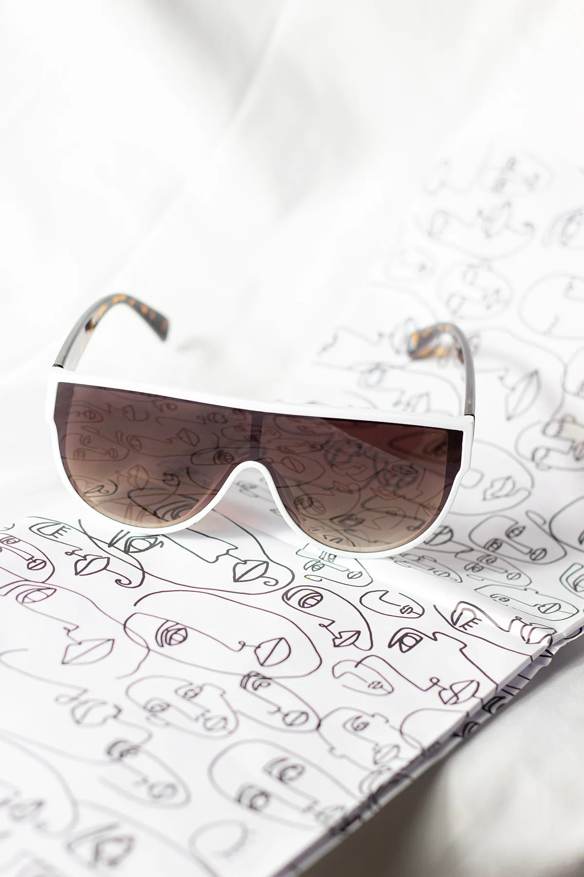 Flat Top Full Lens Sunglasses