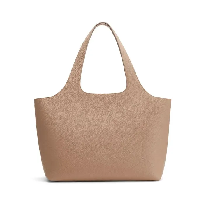 Flaunt your Confidence - The Ultimate Organizational Tote for Work and Travel