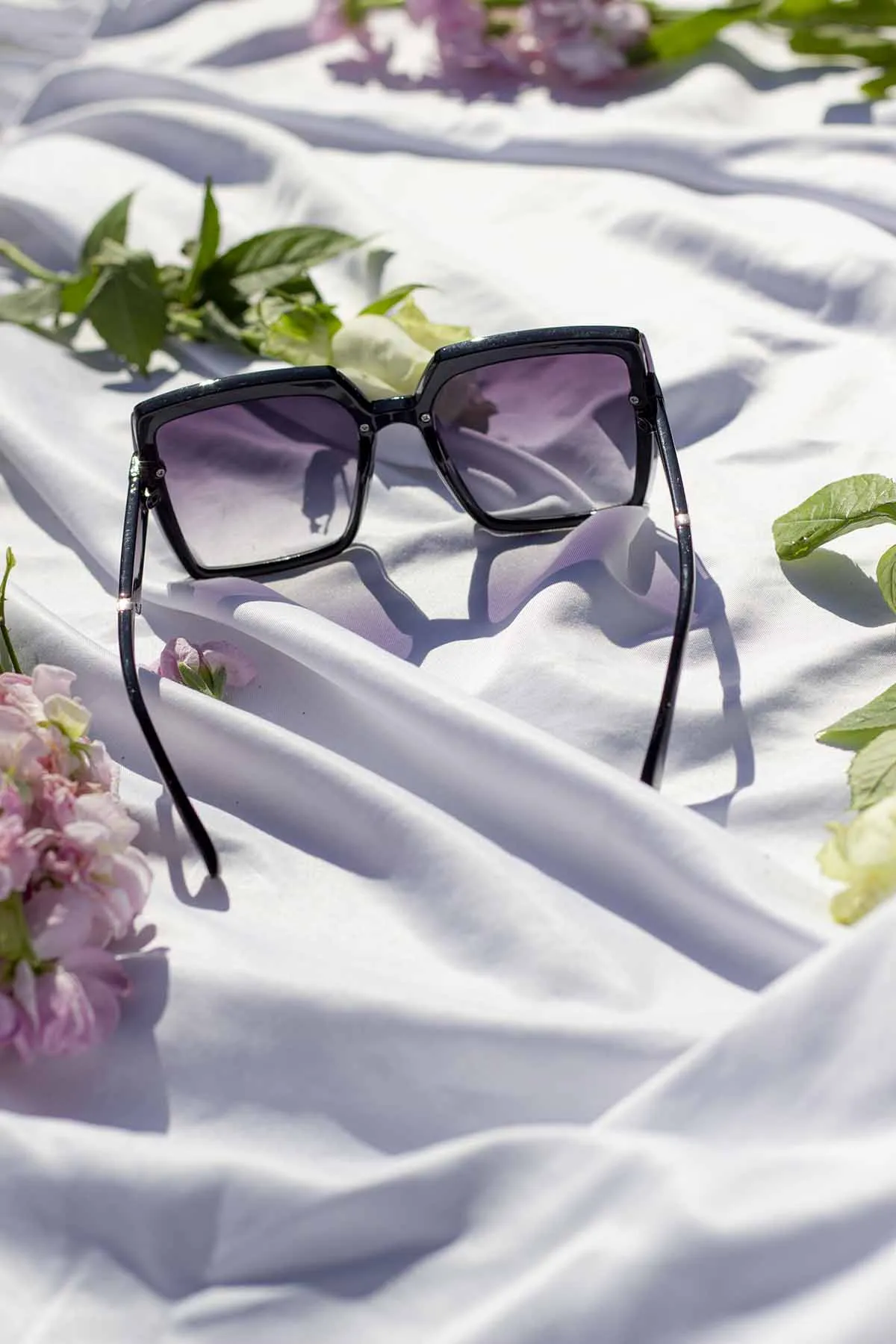 Front Lens Chunky Square Angled Sunglasses