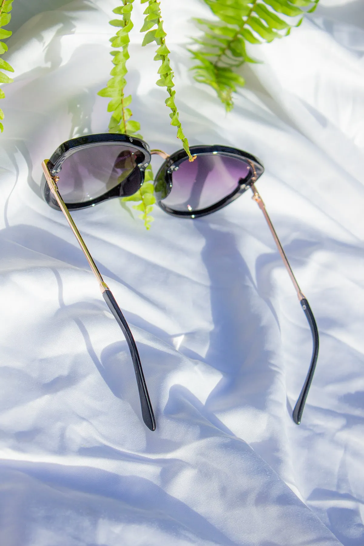 Front Lens Oversized Sunglasses