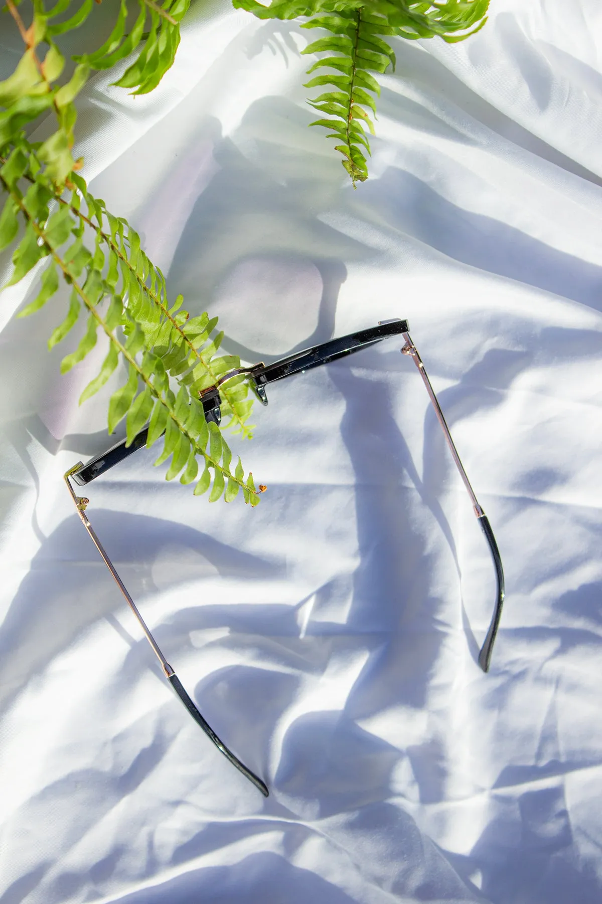 Front Lens Oversized Sunglasses
