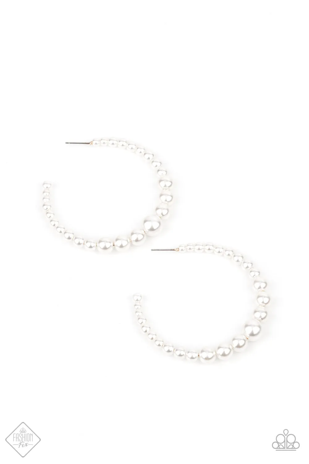 Glamour Graduate - Paparazzi Accessories