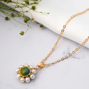 Green Pearl Flower Necklace