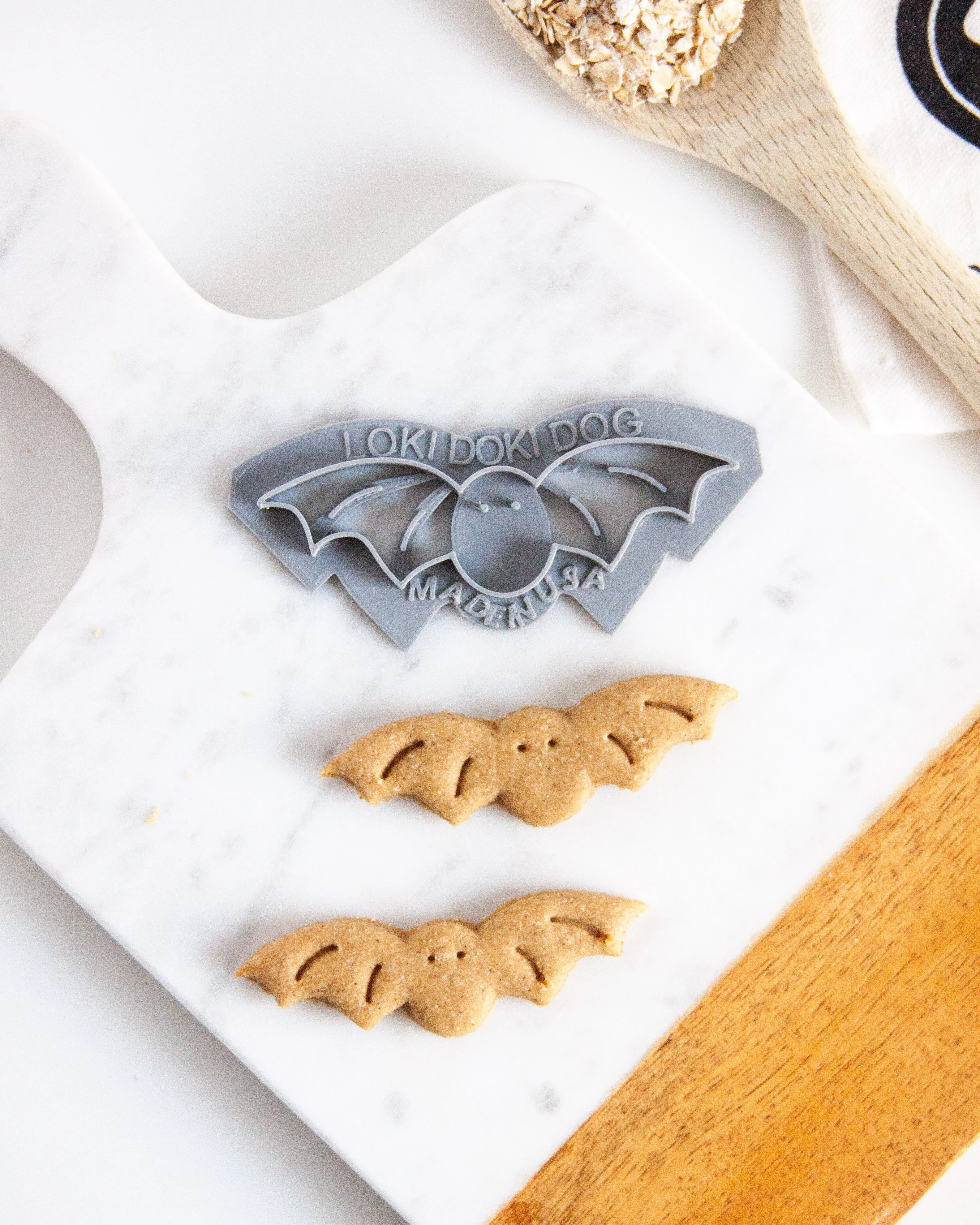 Halloween Bat Shaped Dog Biscuit Cookie Cutter (Bundle Available)
