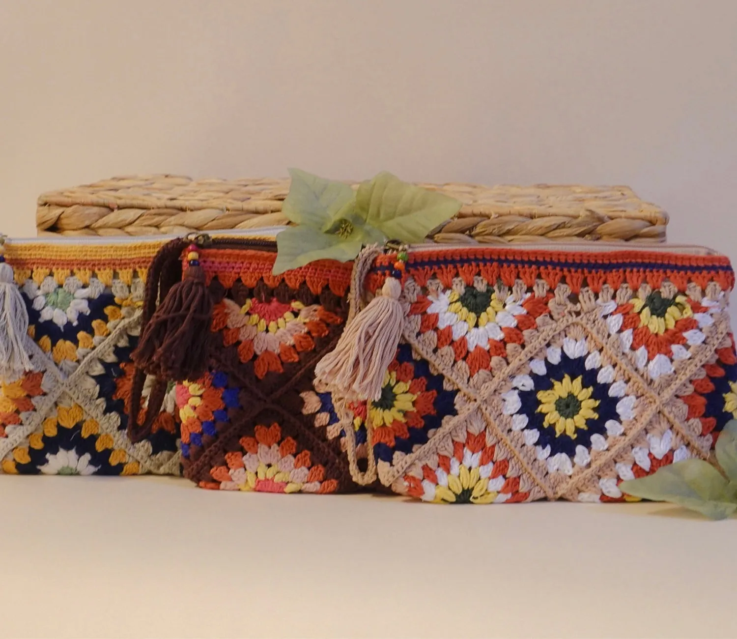 Handmade Crochet Tile Pouch(Chocolate)