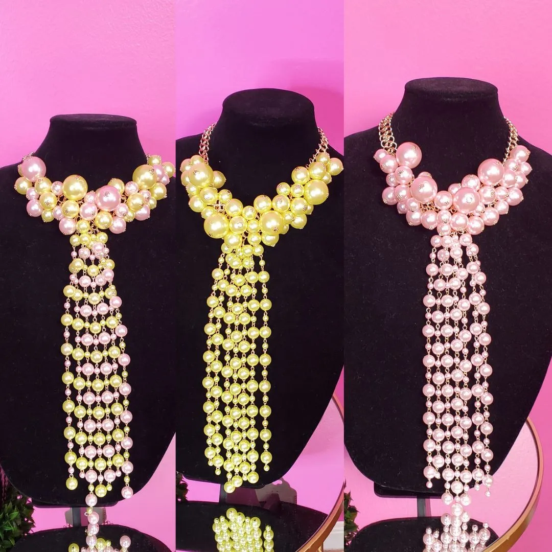 Her Pearl Tie Necklace