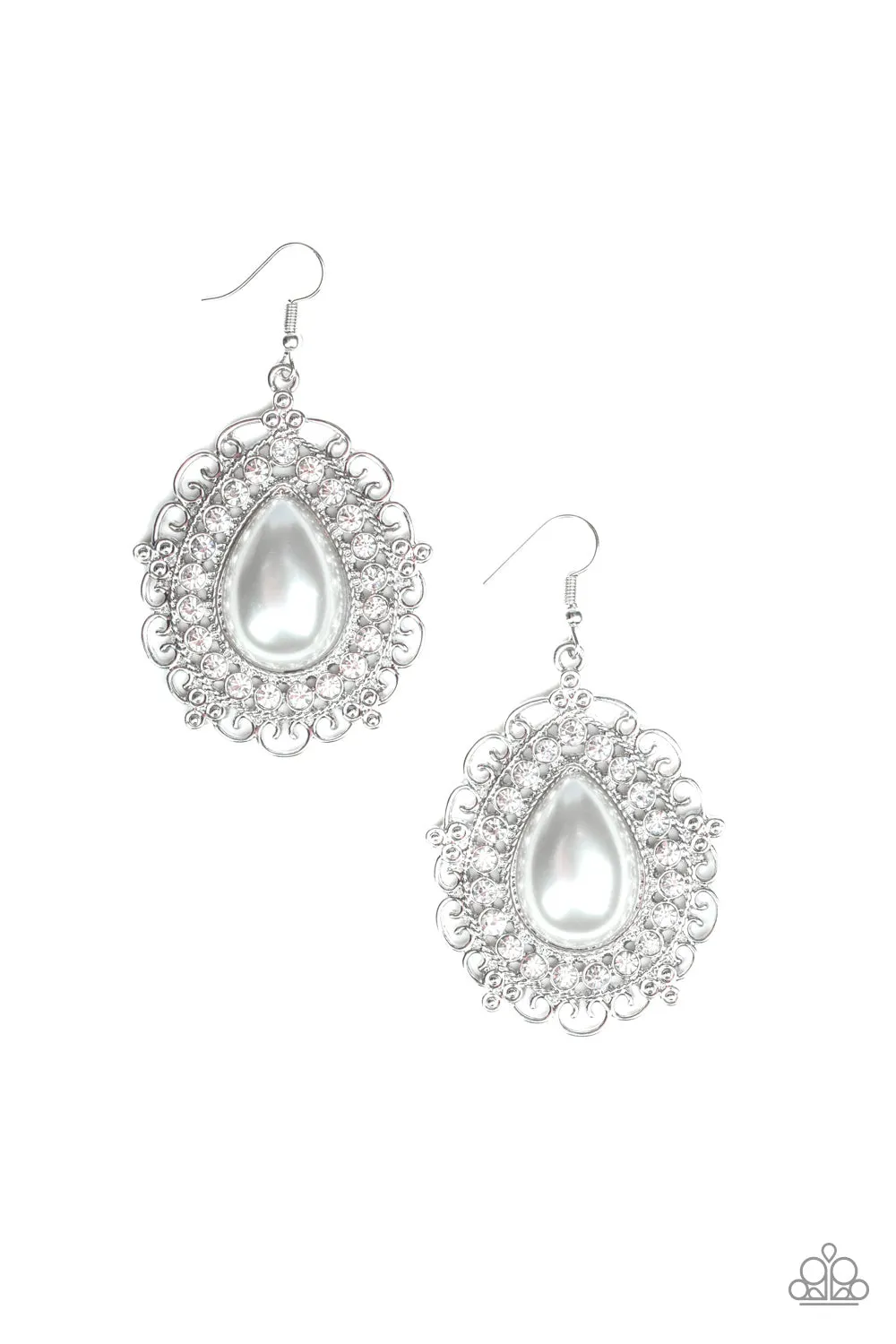 Incredibly Celebrity - White Paparazzi Accessories