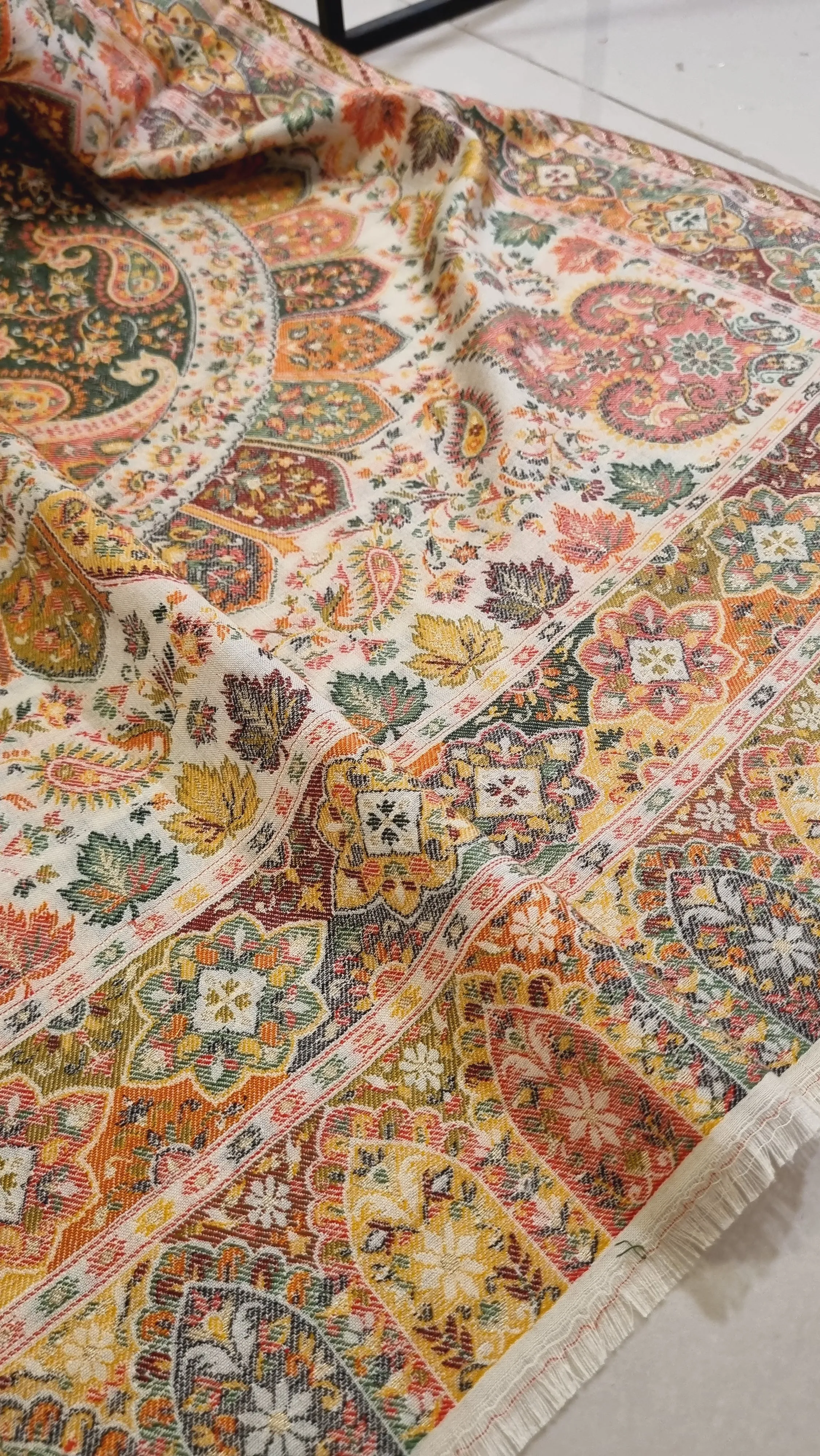 Kaani shawls: Pashmina