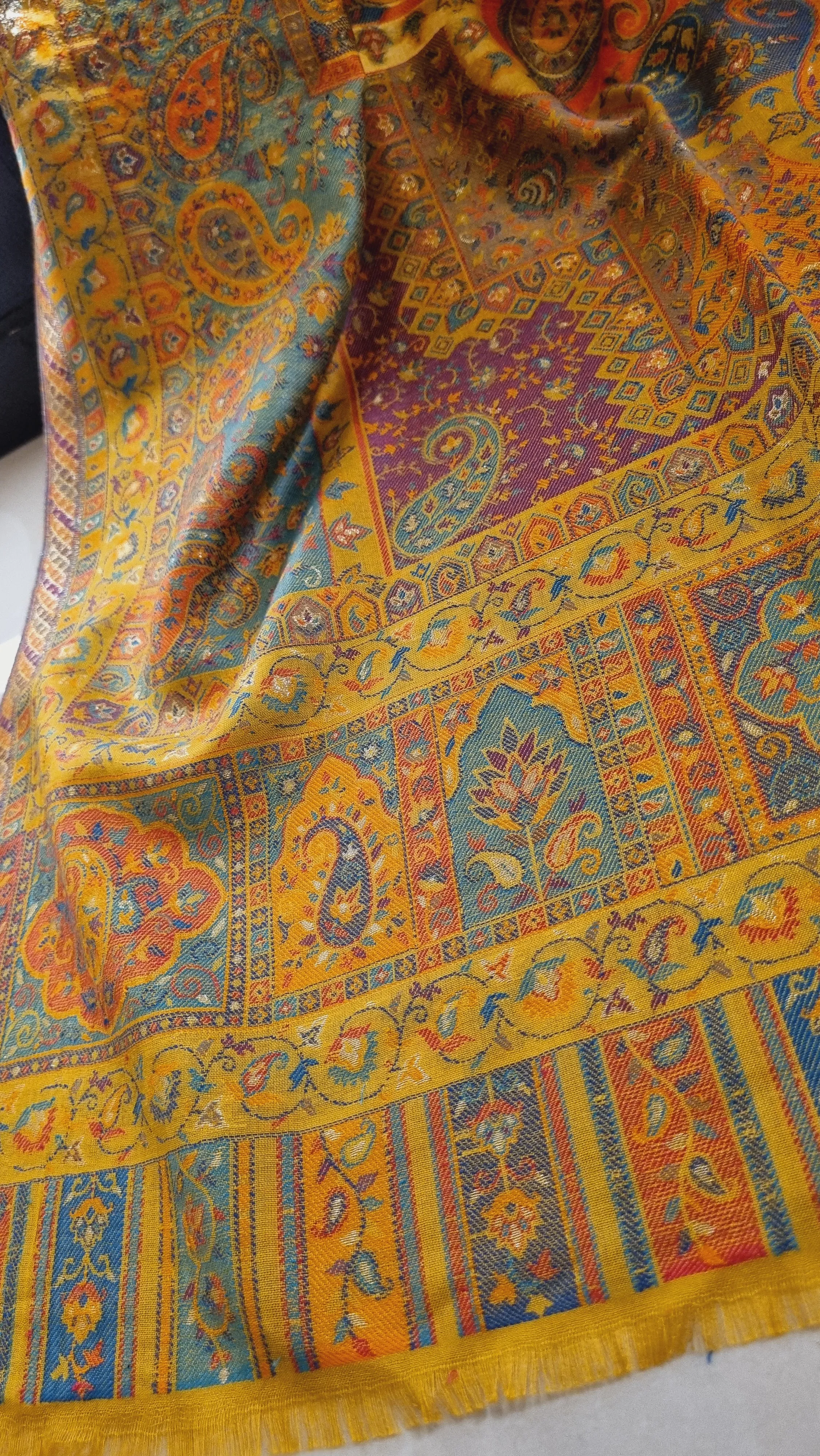Kaani shawls: Pashmina