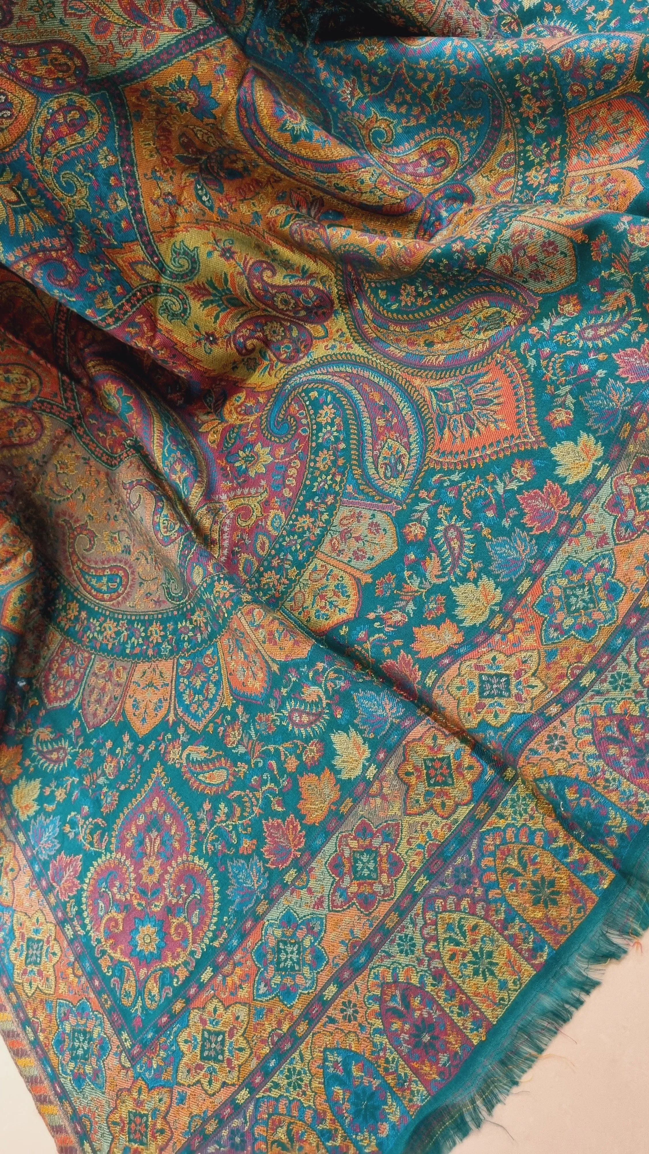 Kaani shawls: Pashmina