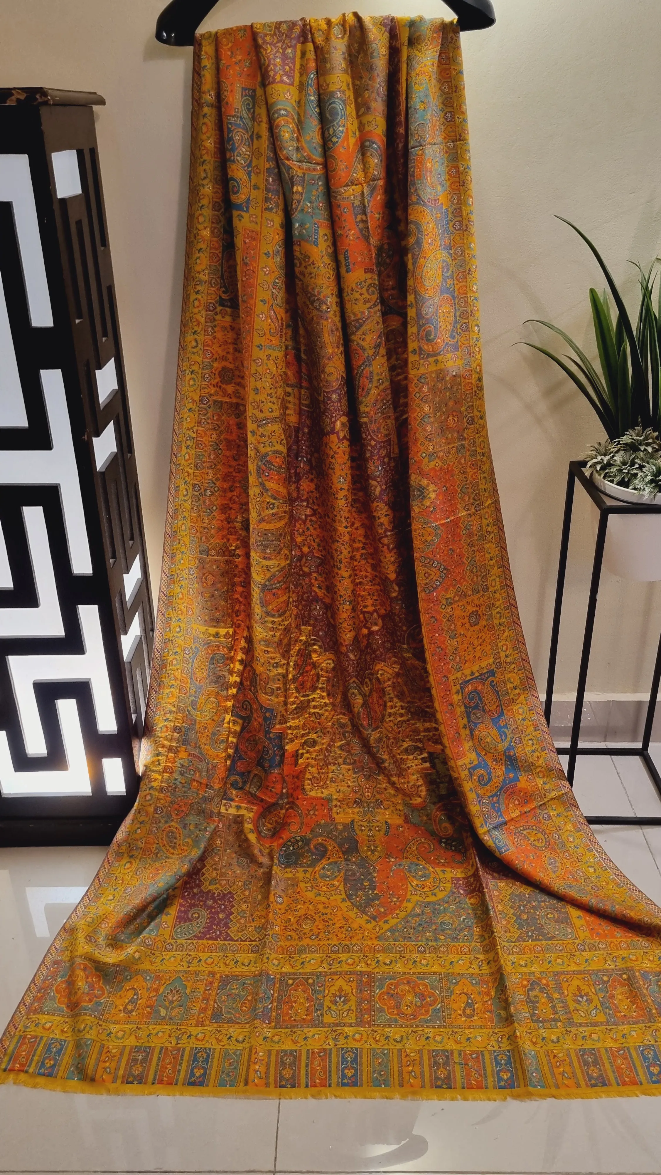 Kaani shawls: Pashmina