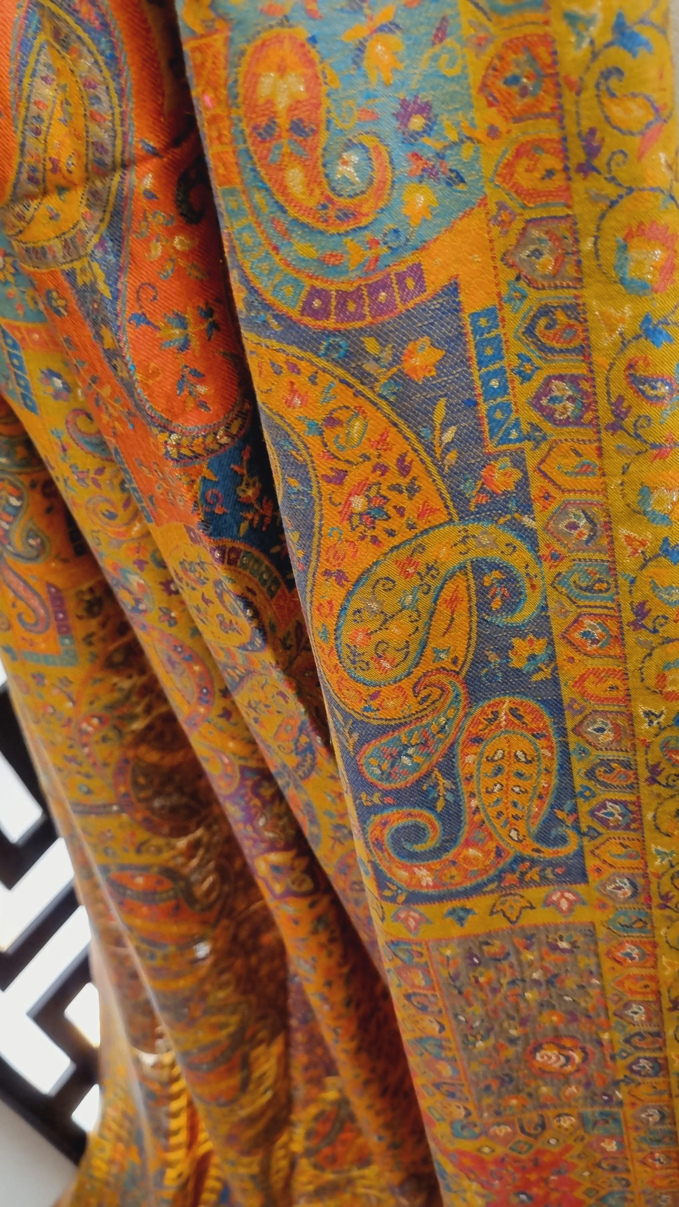 Kaani shawls: Pashmina