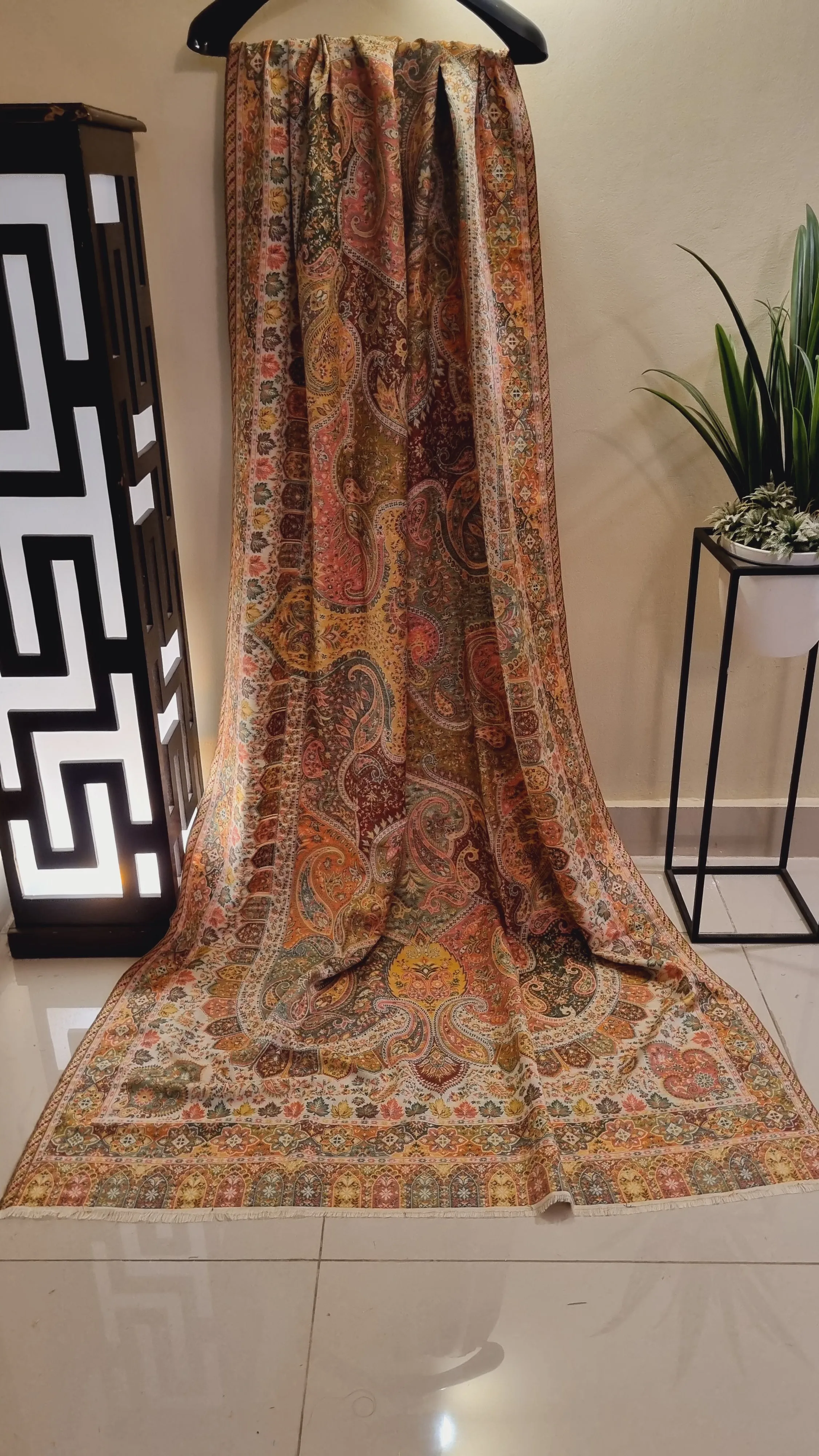 Kaani shawls: Pashmina
