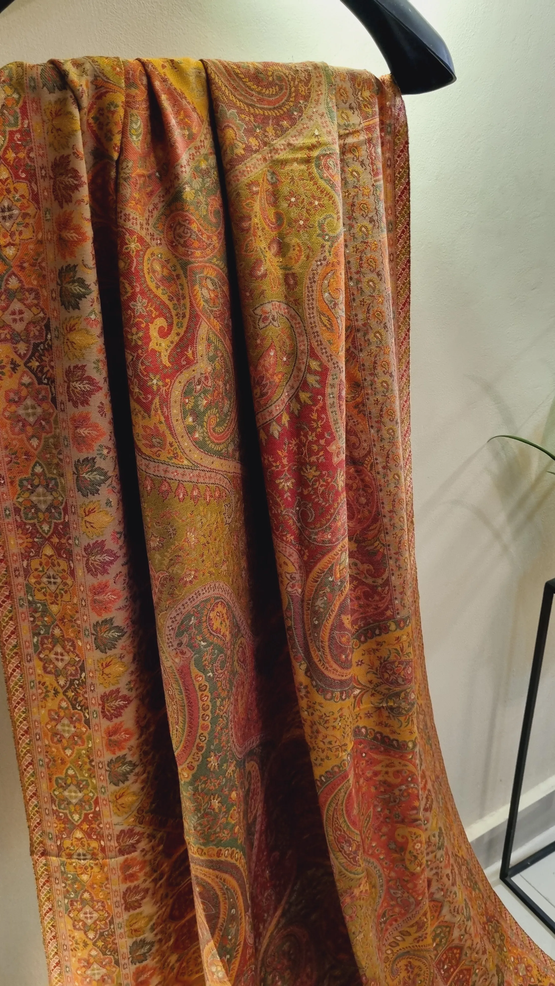 Kaani shawls: Pashmina