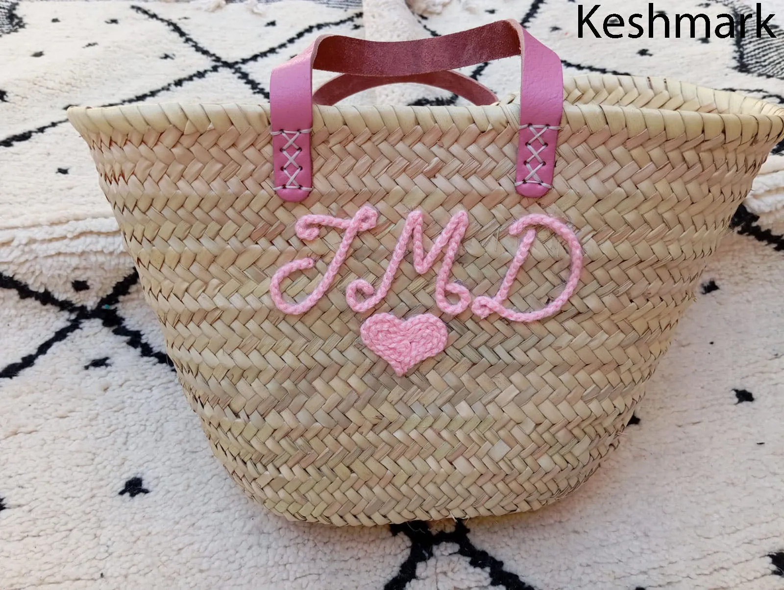 personalized straw bags WEDDING GUEST GIFT monogrammed bag bridal shower bags, custom beach bag, straw tote, embroidered bag