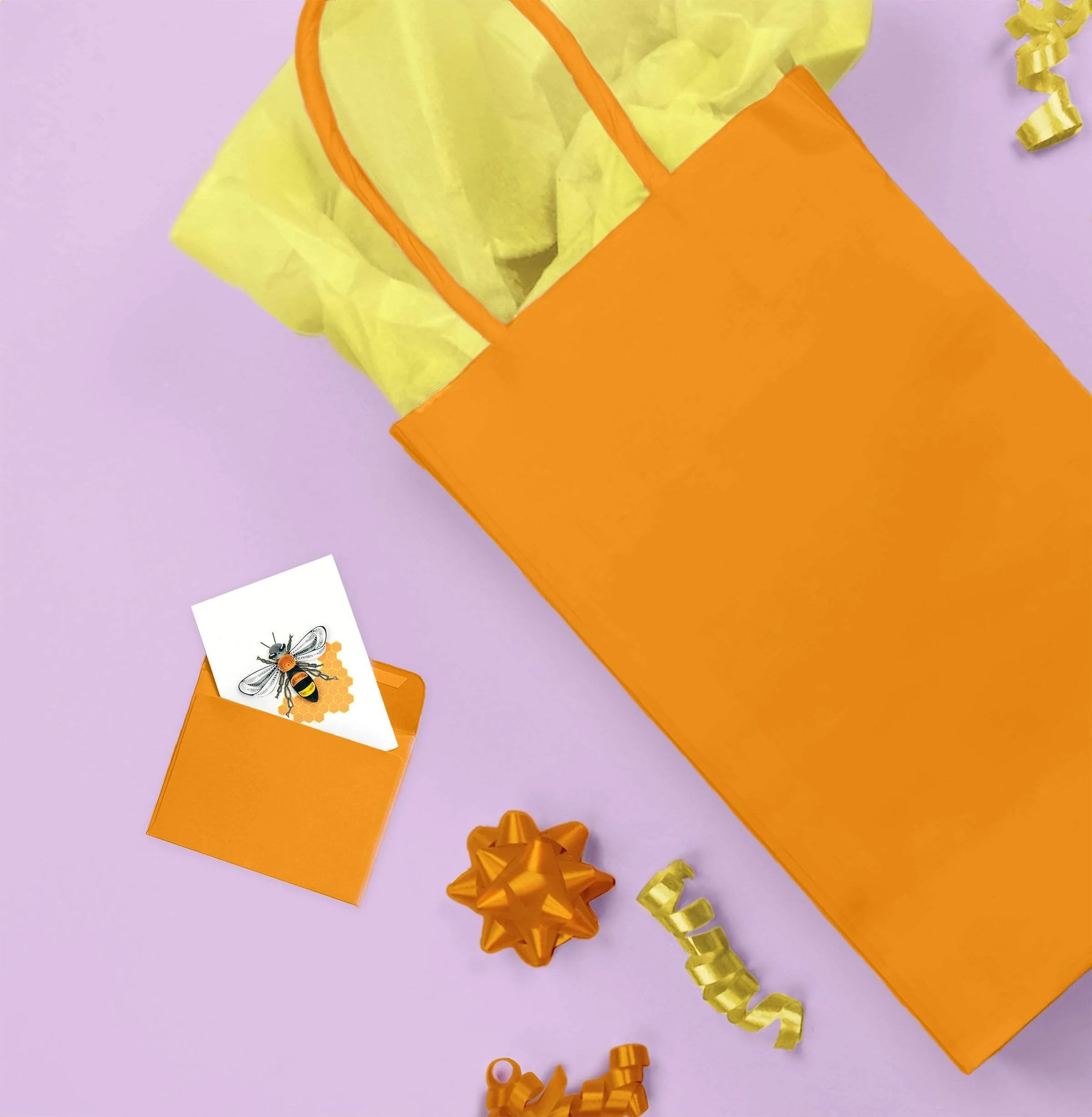 Quilled Honey Bee Gift Enclosure Mini Card