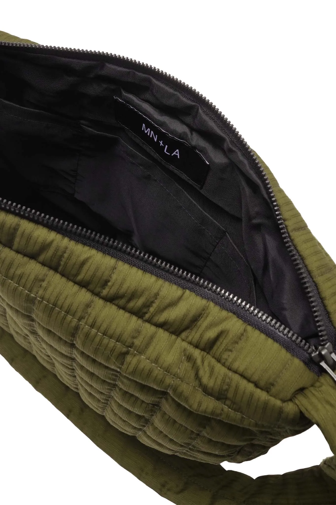 "FLOW" CROSS BAG IN RESEDA GREEN