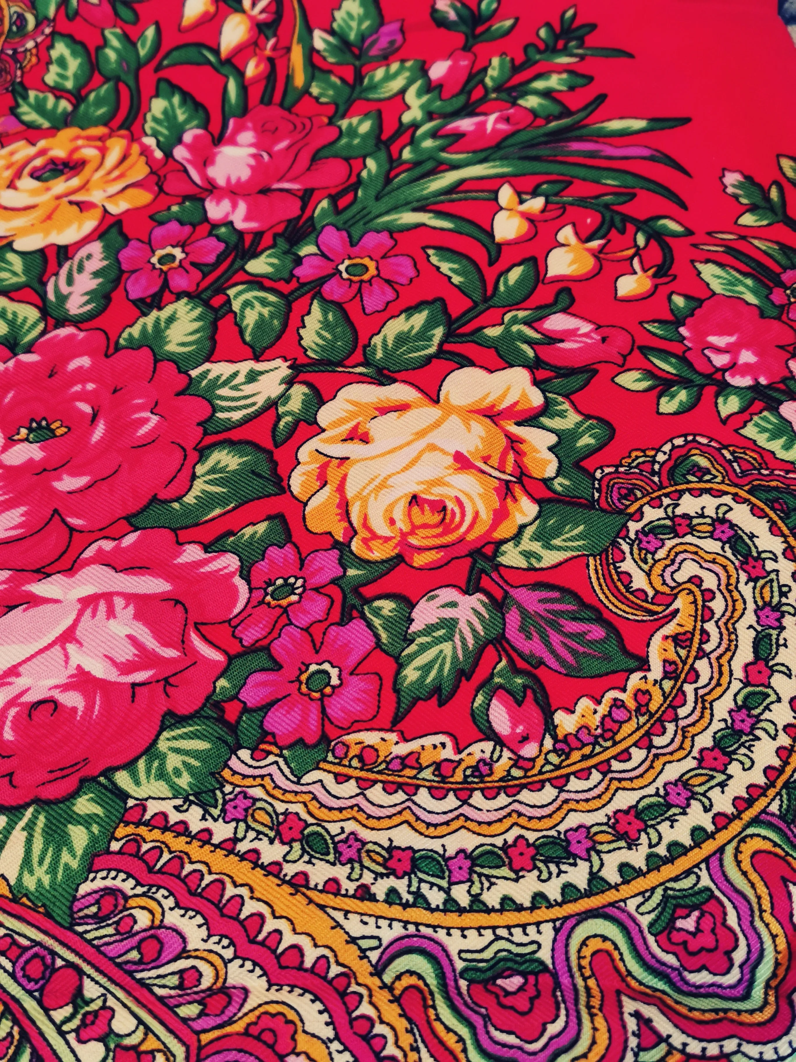 Russian floral shawl
