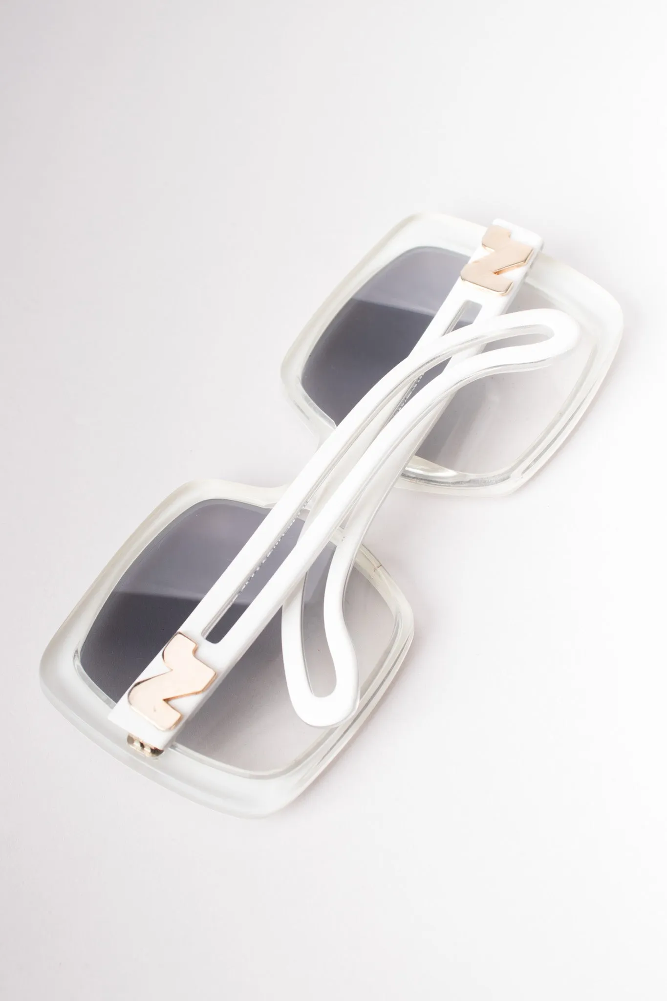 Square Outline Sunglasses