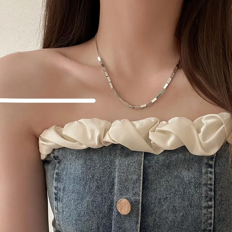 Stitching Necklace