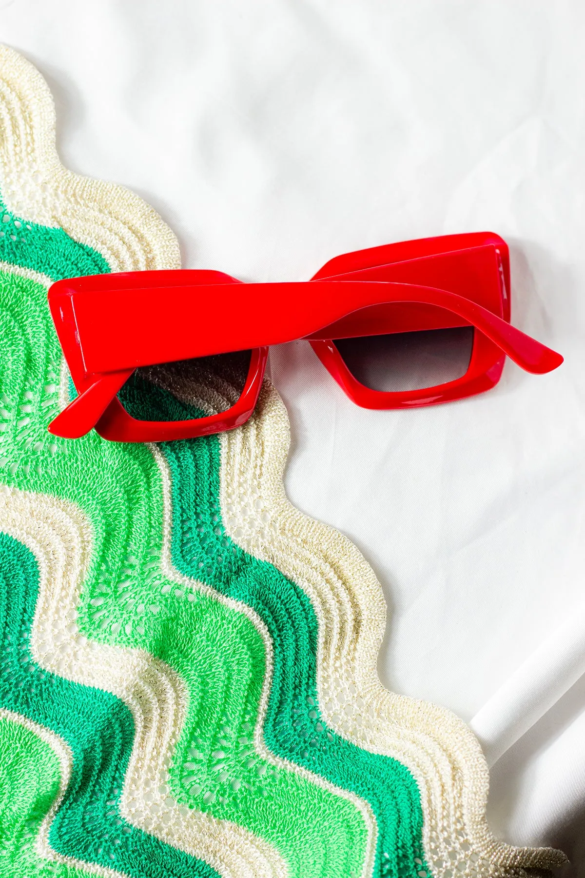Thick Frame Angled Square Sunglasses