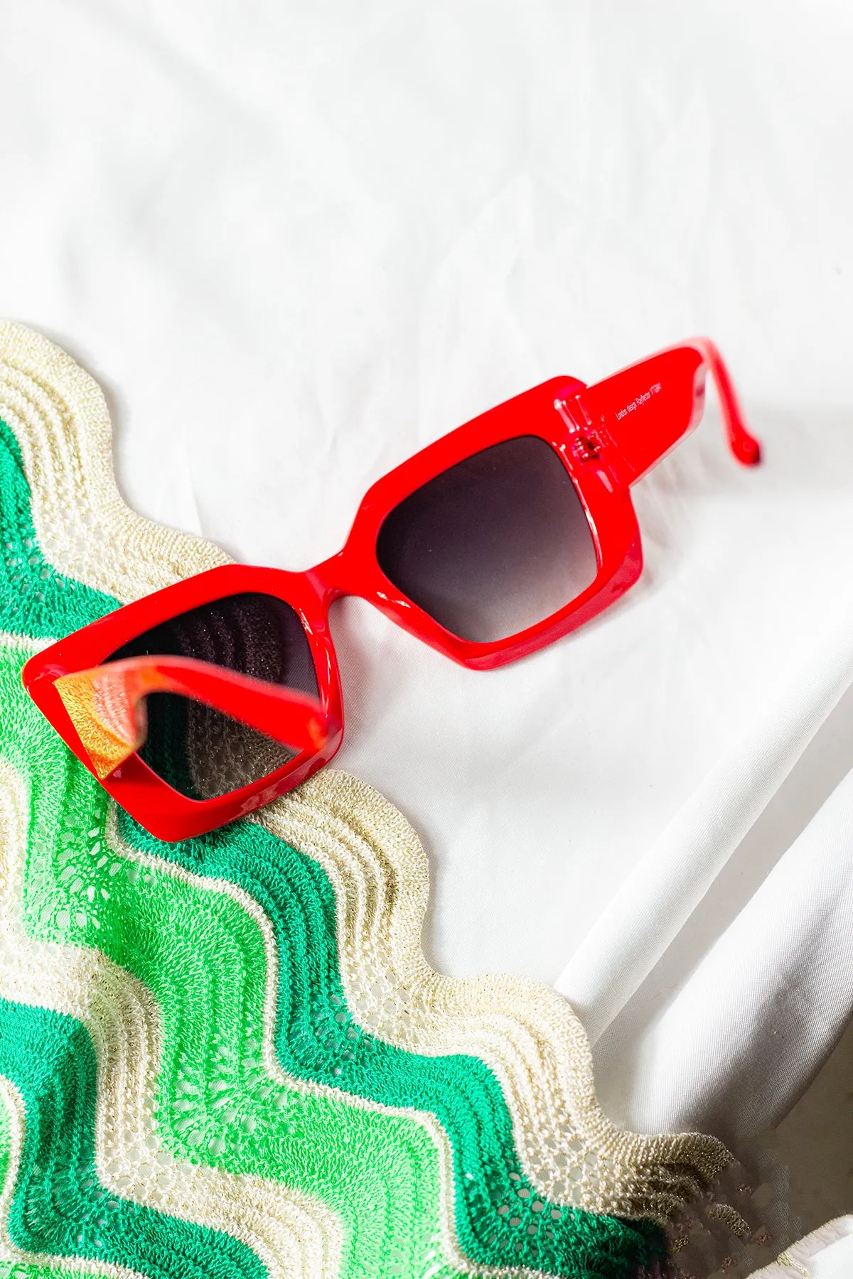 Thick Frame Angled Square Sunglasses