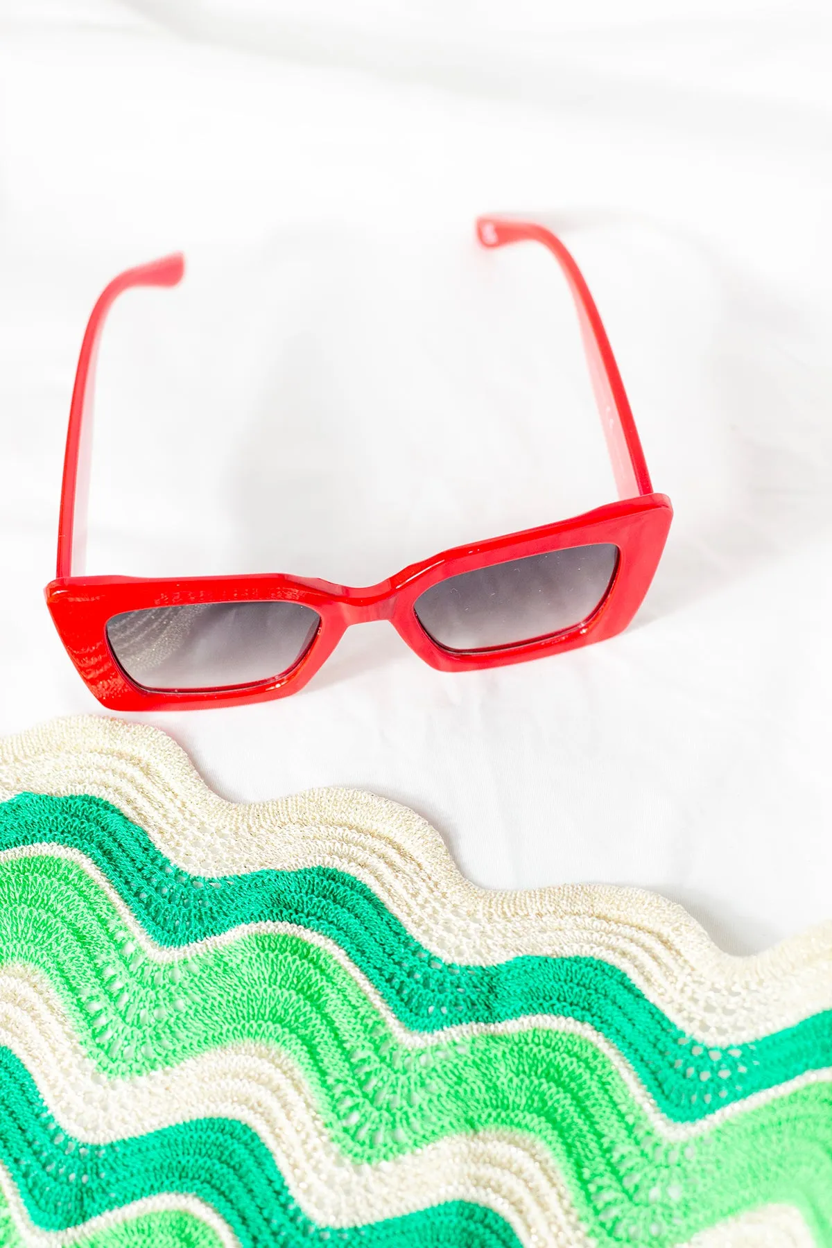 Thick Frame Angled Square Sunglasses