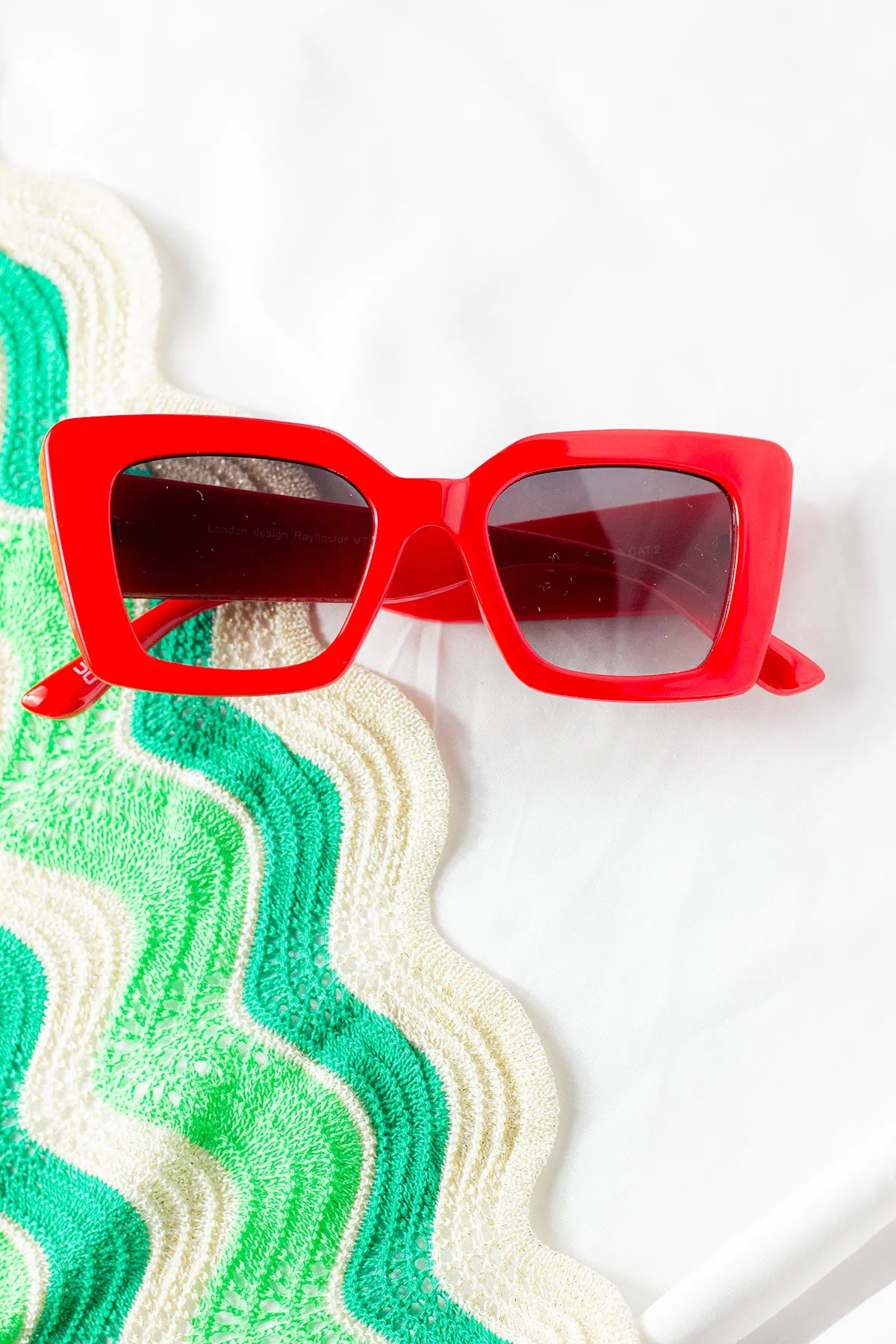 Thick Frame Angled Square Sunglasses