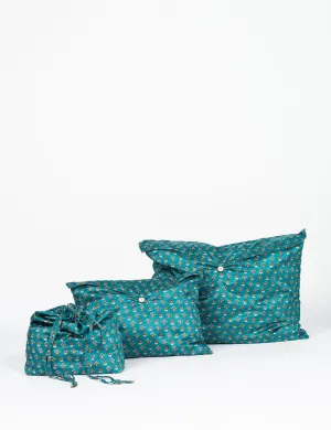 TRAVEL SET