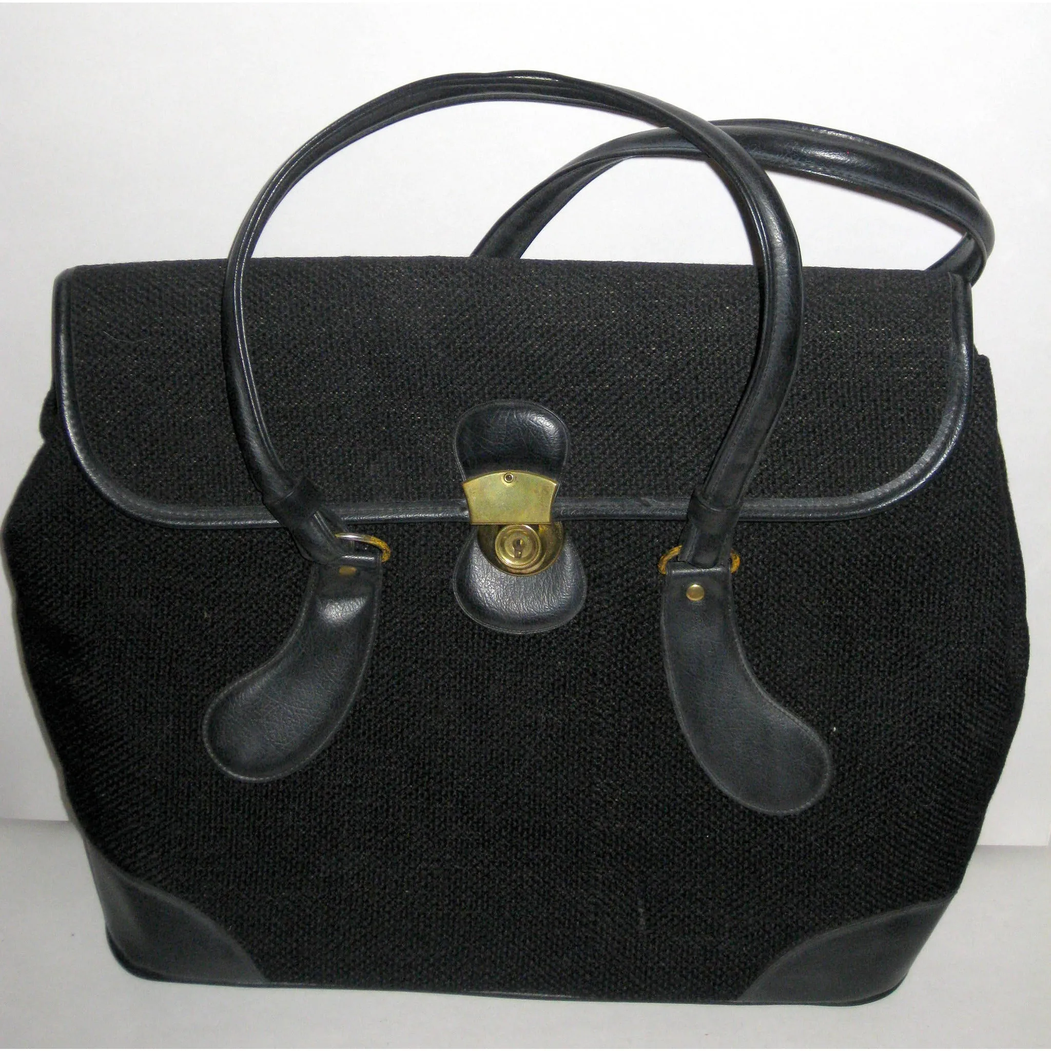 Vinyl Trimmed Lock Style Travelbag