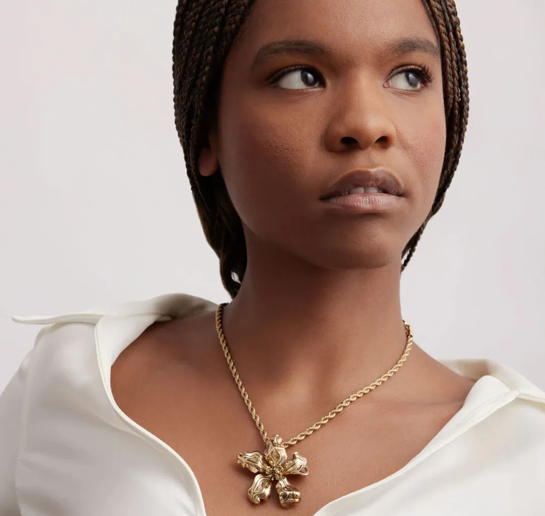 Waverly Necklace Antique Gold