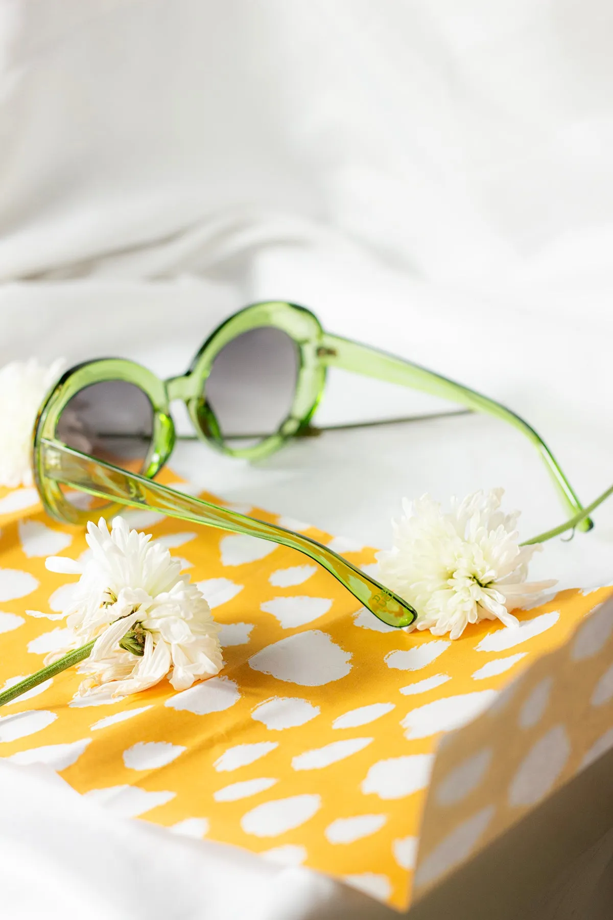 Weighted Oversize Chunky Circle Sunglasses