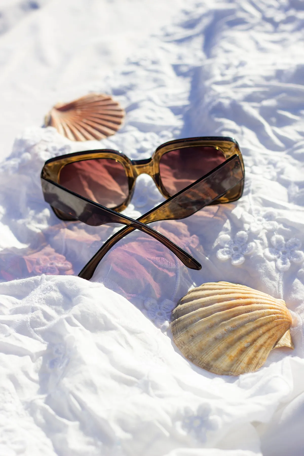 Wide Chunky Rectangle Sunglasses