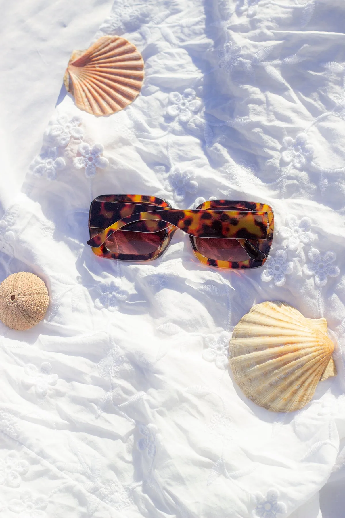 Wide Chunky Rectangle Sunglasses