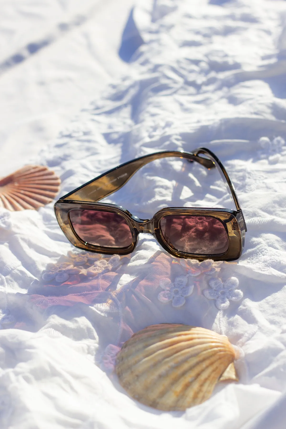 Wide Chunky Rectangle Sunglasses