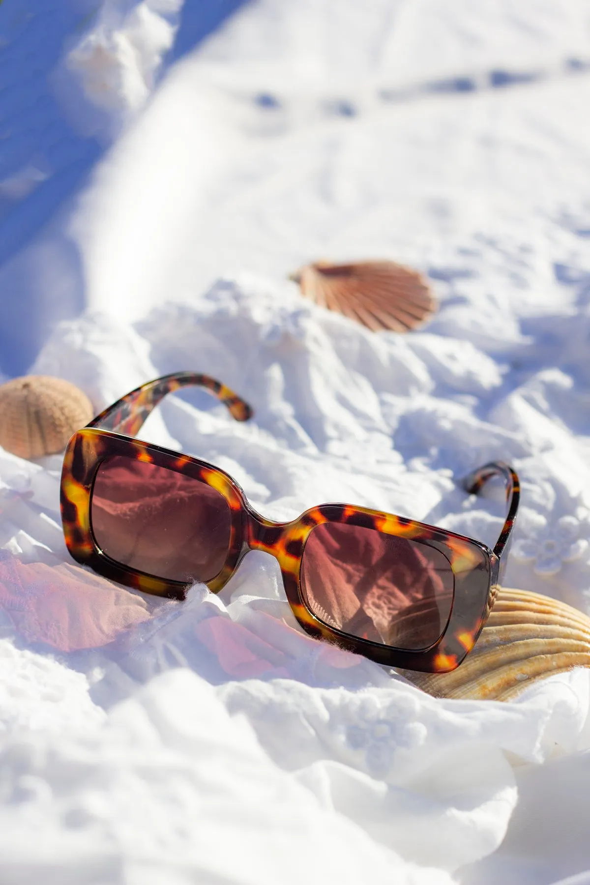 Wide Chunky Rectangle Sunglasses