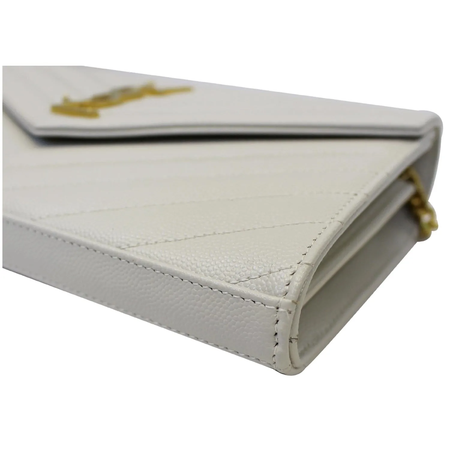 YVES SAINT LAURENT Matelasse Chevron Grain De Poudre Envelope Chain Wallet White
